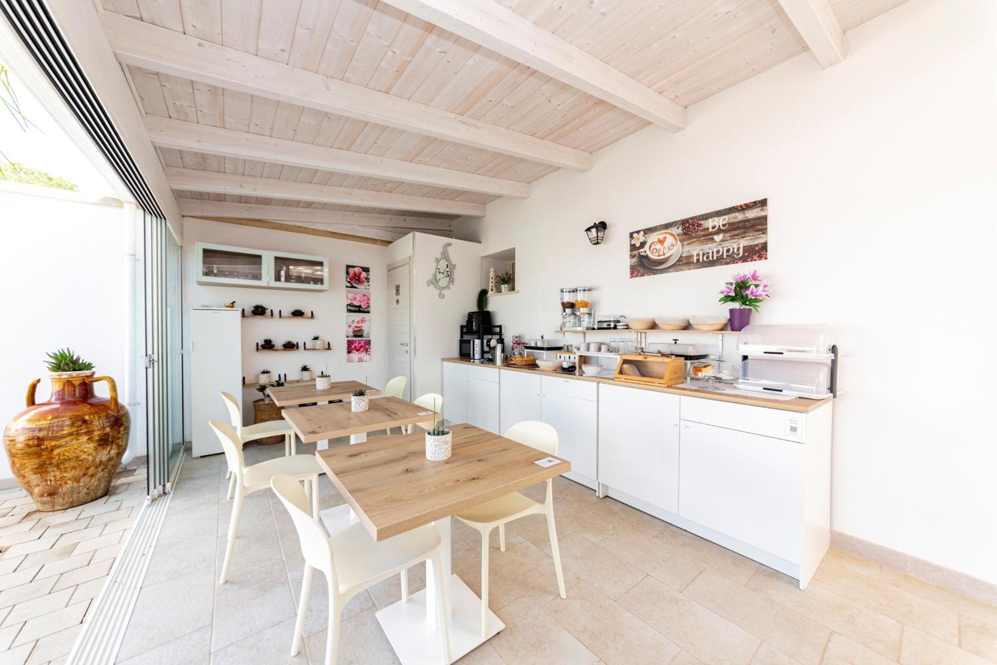 B&B Villa Noemi Порто-Чезарео Экстерьер фото