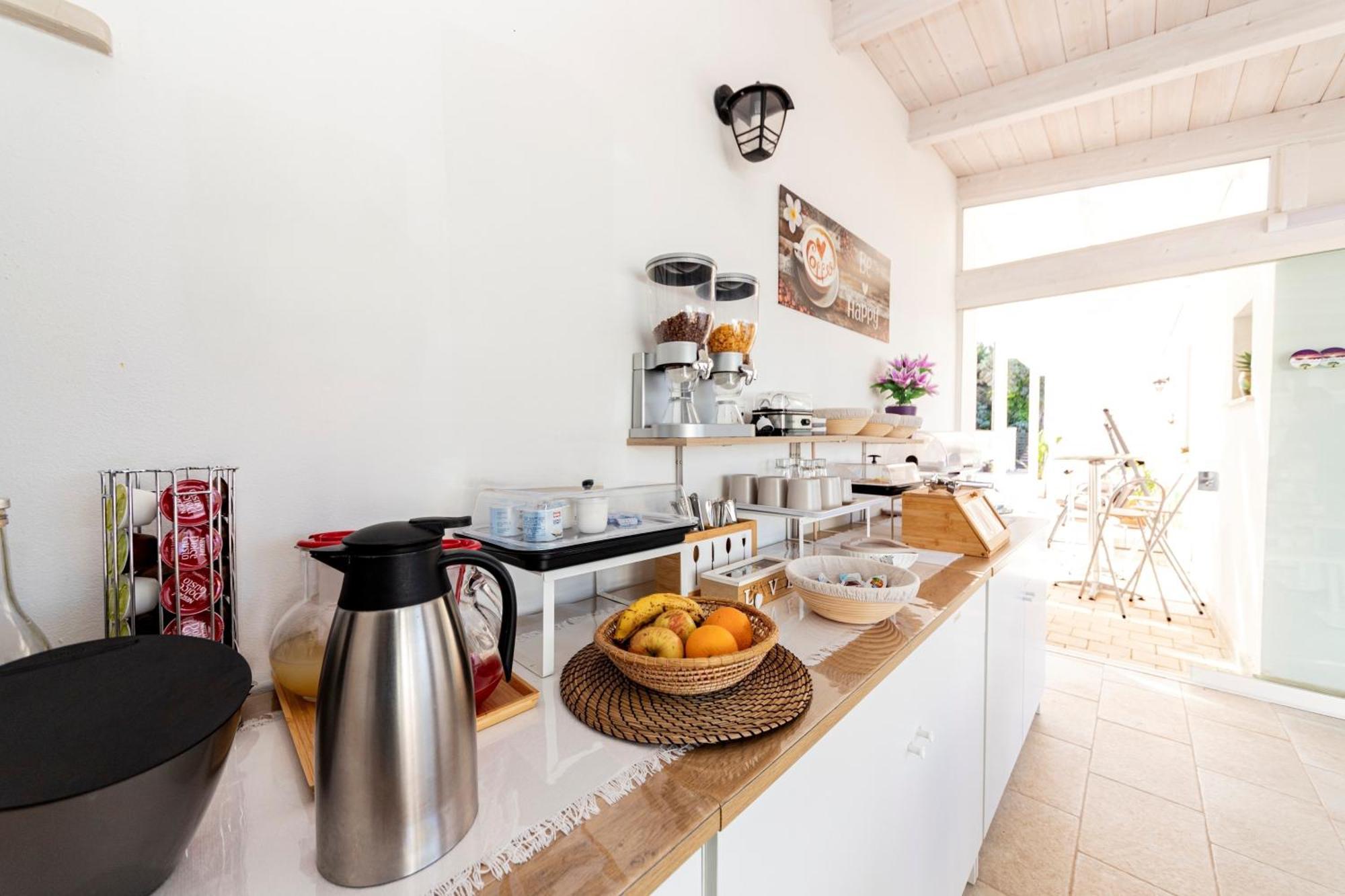 B&B Villa Noemi Порто-Чезарео Экстерьер фото