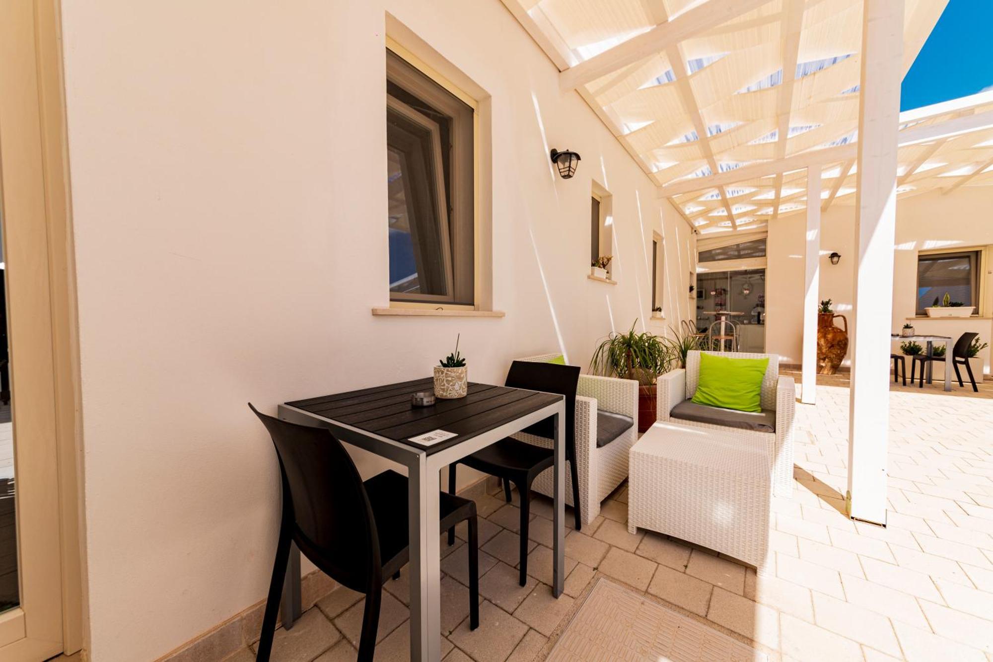 B&B Villa Noemi Порто-Чезарео Экстерьер фото